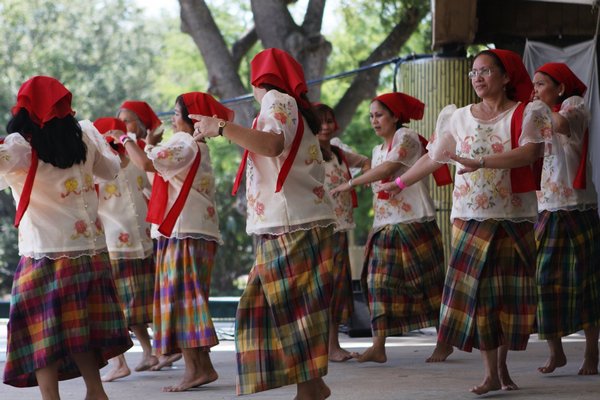 Народные филиппинские танцы: итик-итик