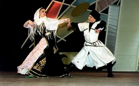 Известный кавказский танец – лезгинка (фото, видео)