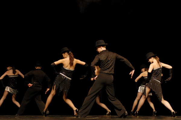Джазовый танец: меж балетом и хип-хопом