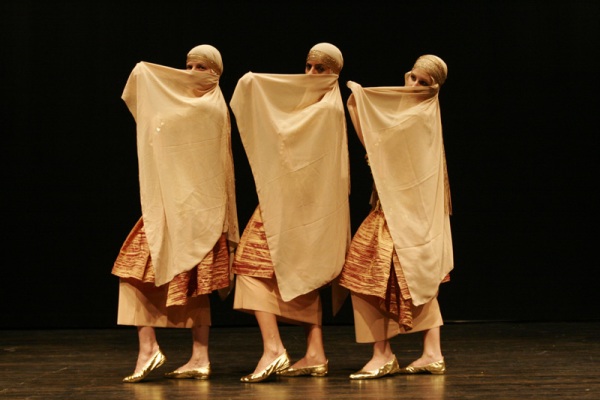 Фольклорный танец Хагала - очарование Востока