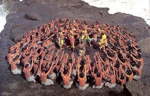 Кечак - волшебная танцевальная культура Бали