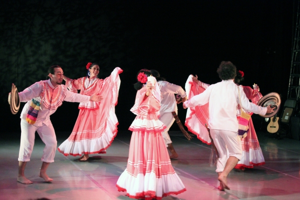 Колумбийские народные танцы – гармоническое сочетание 3-х культур