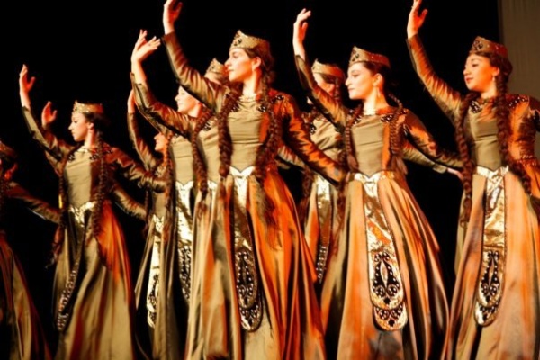 Народный азербайджанский танец Узундара