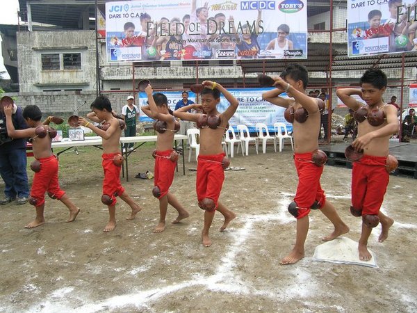 Классические филиппинские танцы - маглалатик